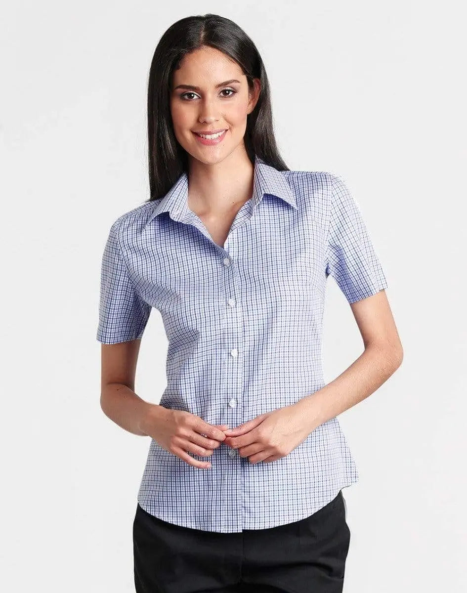 BENCHMARK Ladies’ Two Tone Gingham Short Sleeve Shirt M8320S Metro Workwear.
